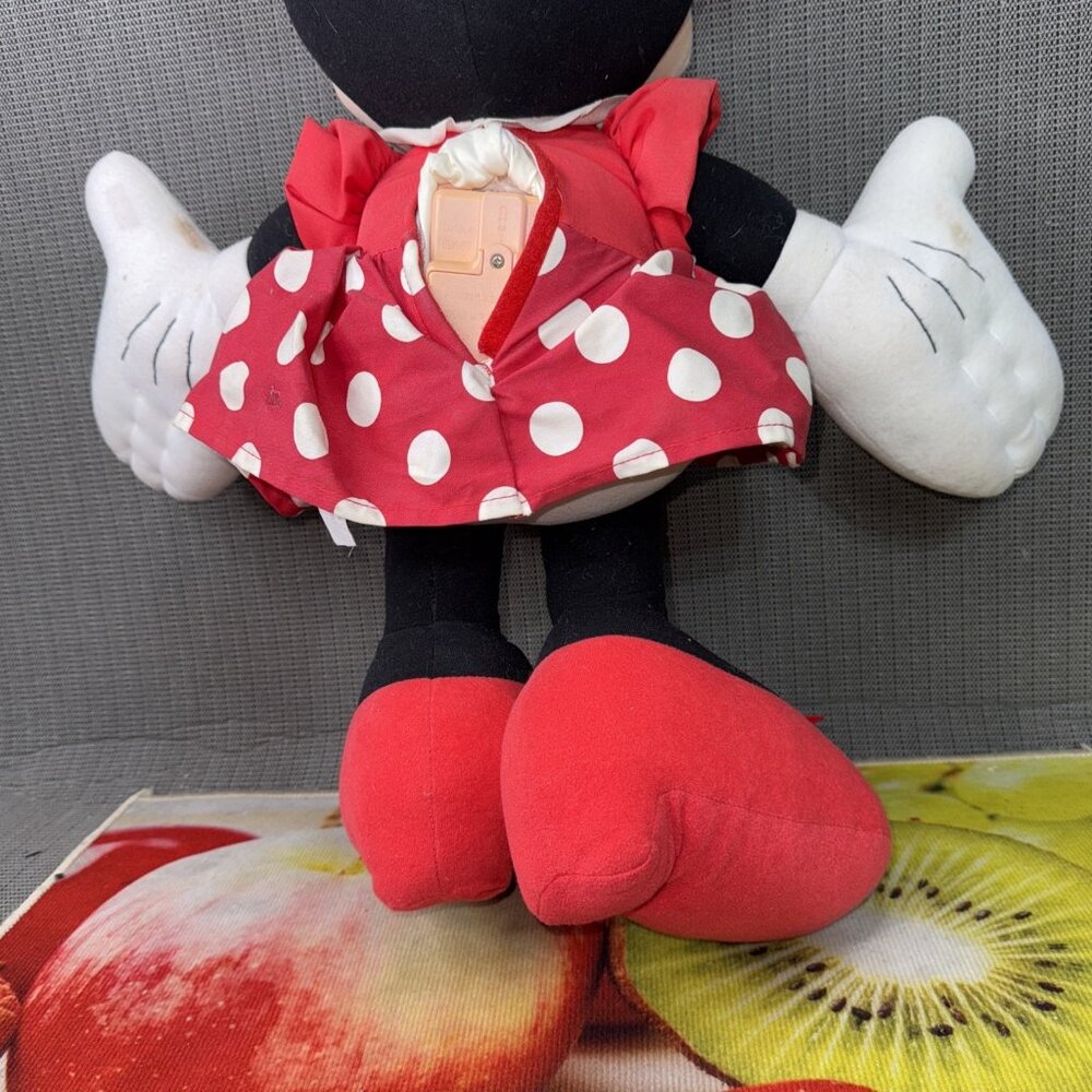 RARE 15” Minnie Mouse Talking Doll - Picture 6 of 7